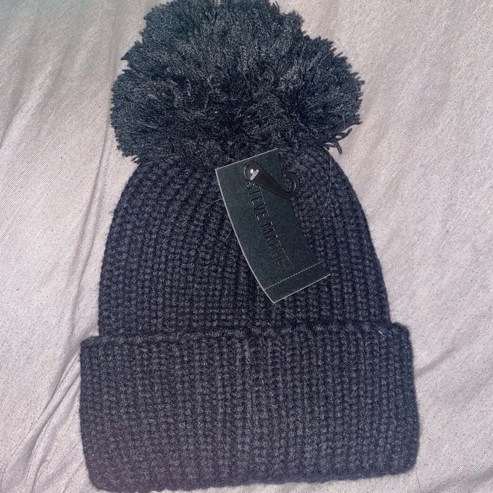 Steve Madden Beanie